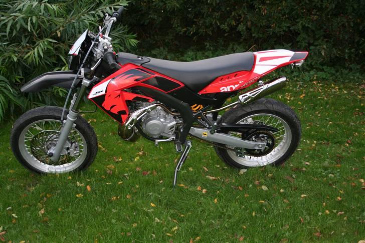 Aprilia SX 50 Solgt 18000 billede 2
