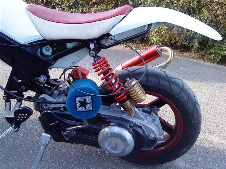 Suzuki Street Magic byttet billede 7