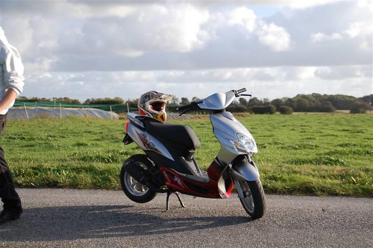 Yamaha jog r billede 3