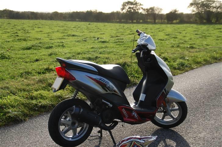 Yamaha jog r billede 5