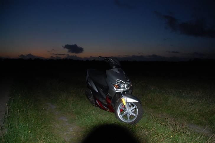 Yamaha jog r billede 17