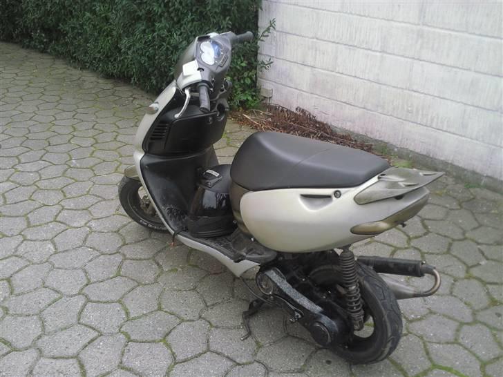 Aprilia Sonic - SOLGT - billede 1