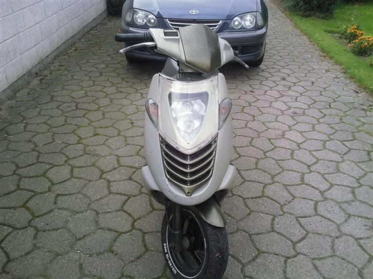 Aprilia Sonic - SOLGT - billede 8