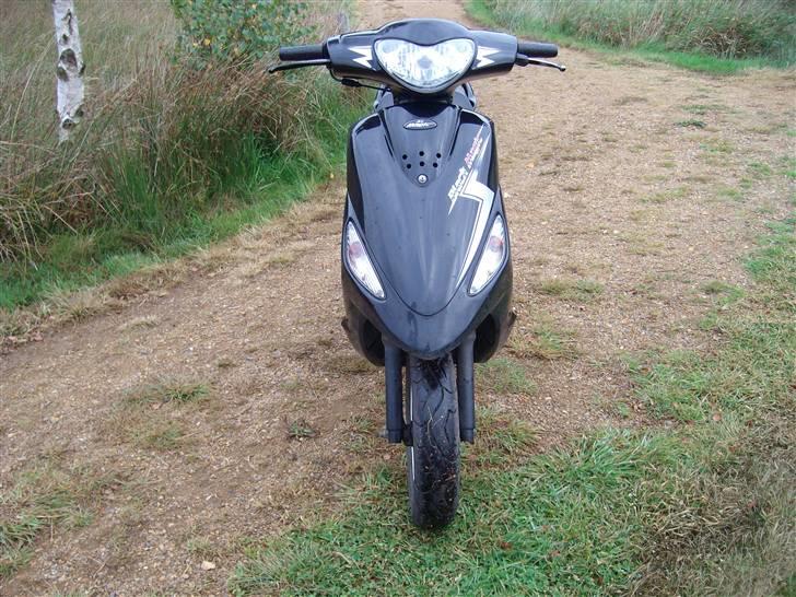 PGO Black magic billede 5