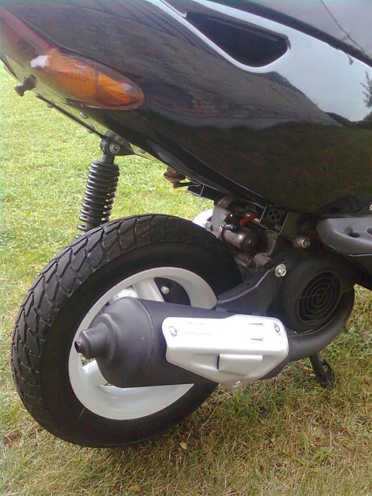 Aprilia Sonic AC - Højre bag Nu igen billede 10