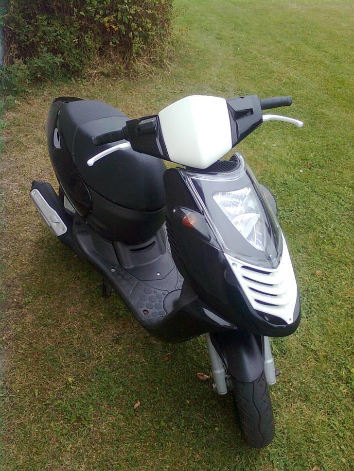 Aprilia Sonic AC - Højre side Foran Nu igen billede 13