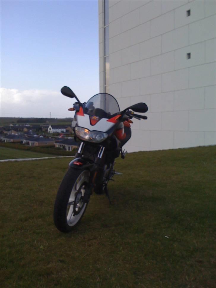 Aprilia  RS 50 Tuono Solgt  billede 2