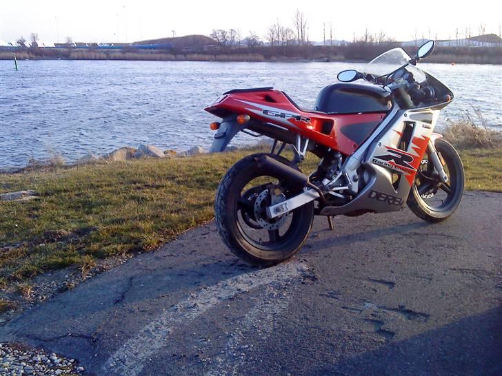 Derbi GPR 50 R - Gode røv ;) billede 4