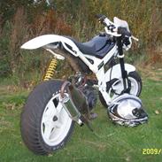 Suzuki Street Magic (Solgt)