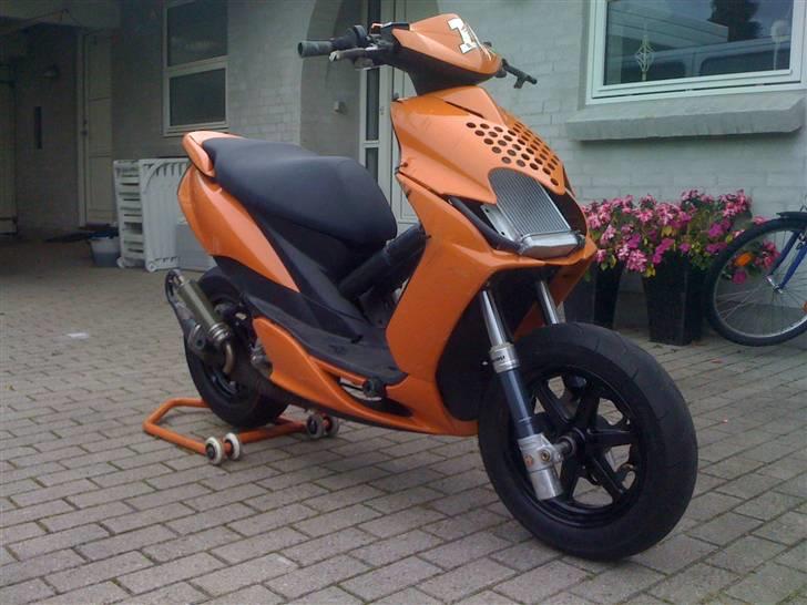 Yamaha Jog RR LC SD DMU SOLGT billede 2