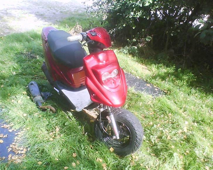 PGO hot 50  "SOLGT" billede 11