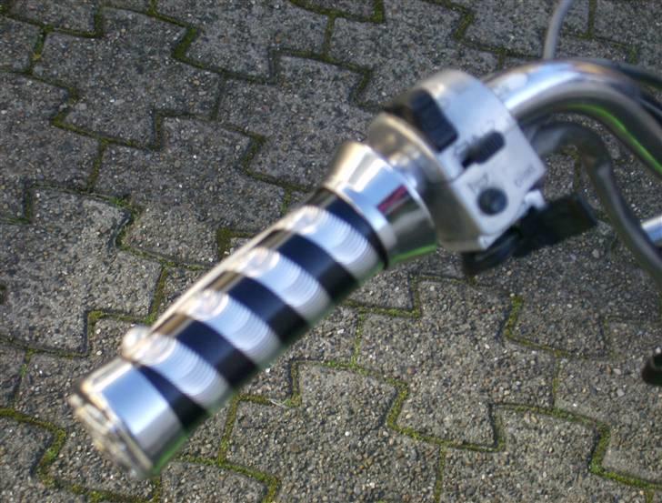 Suzuki FZ 50 Solgt billede 7