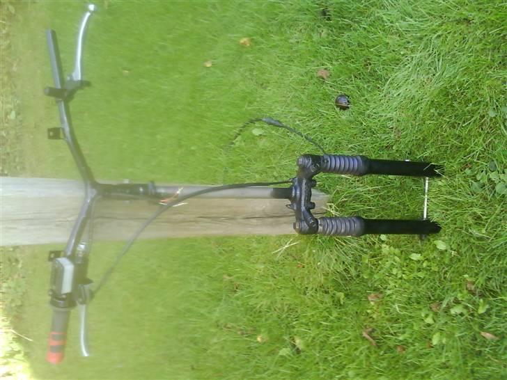 PGO Comet  - ny malet forgaffel billede 9