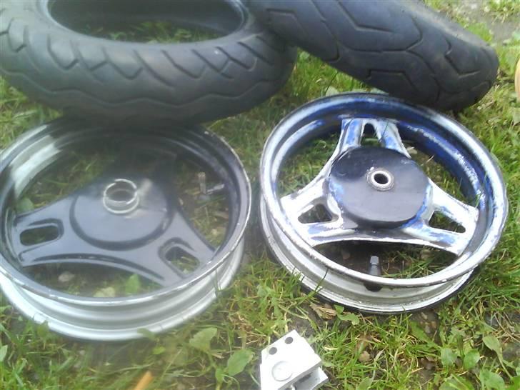 PGO Comet  - skal i syrebad og pulver lakeres rød billede 12