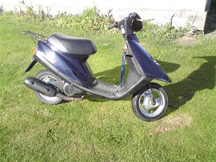 Yamaha jog gi et bud billede 2