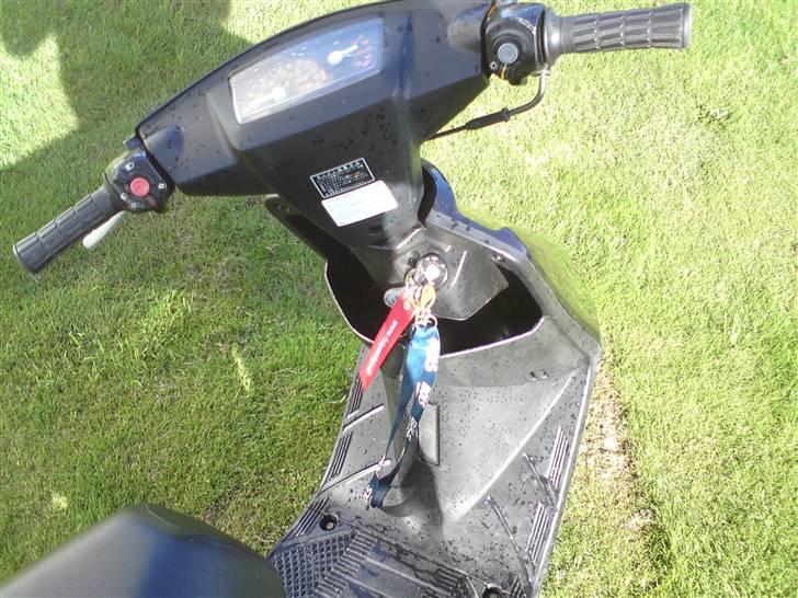 Yamaha jog gi et bud billede 9