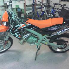 Aprilia sx50 ny model