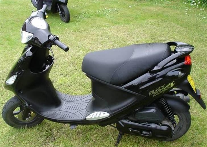 PGO Black magic Solgt billede 3