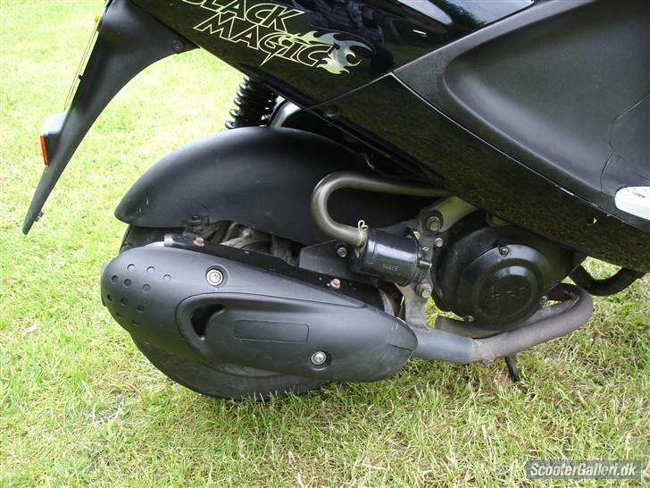 PGO Black magic Solgt billede 4