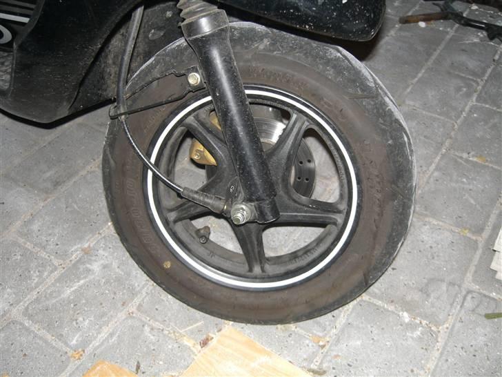 PGO Black Magic billede 5