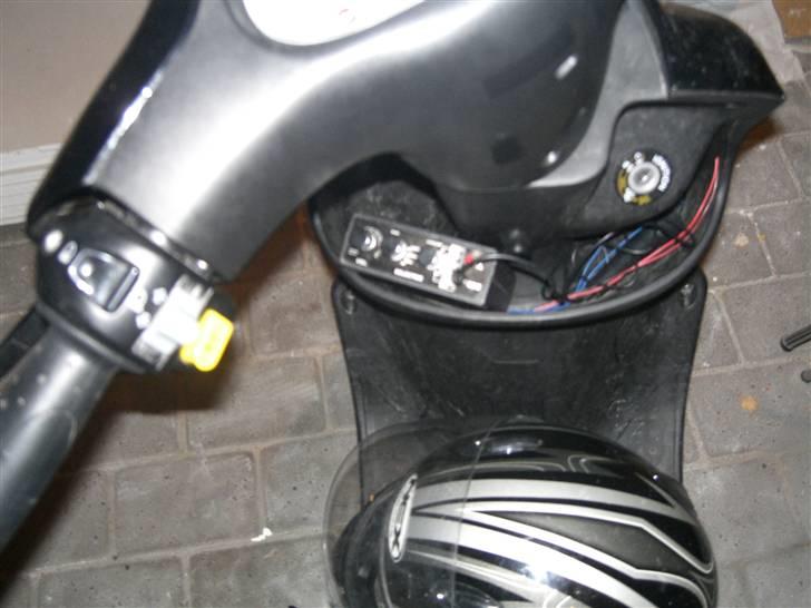 PGO Black Magic billede 7