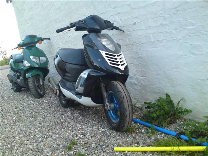 Aprilia sonic gp SOLGT billede 1