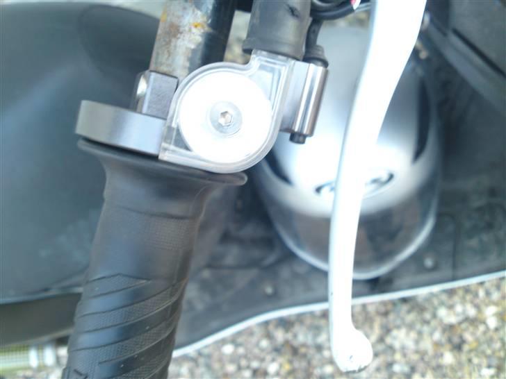 Aprilia sonic gp SOLGT billede 5