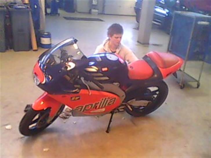 Aprilia rs 50 Replica  billede 1