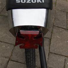 Suzuki _-dm 50-_ :*