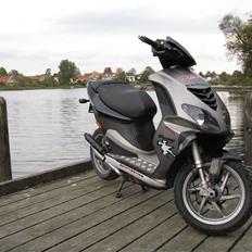 Piaggio nrg power dt solgt