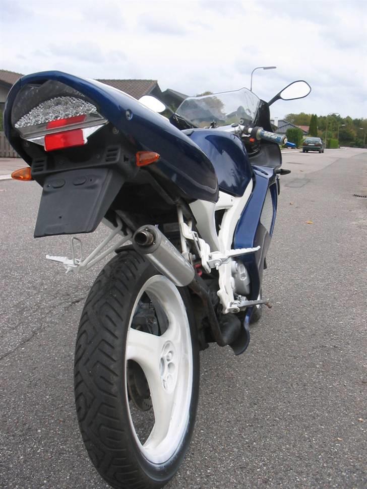 Aprilia RS 50 Blue/white Solgt billede 4