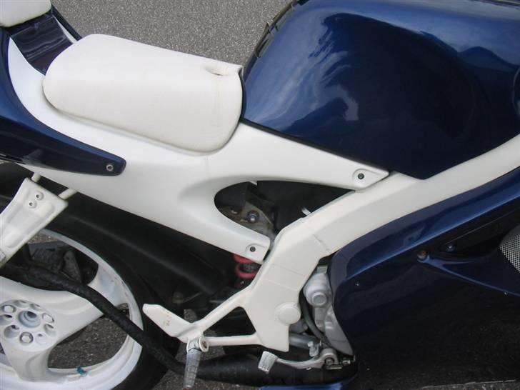 Aprilia RS 50 Blue/white Solgt billede 13