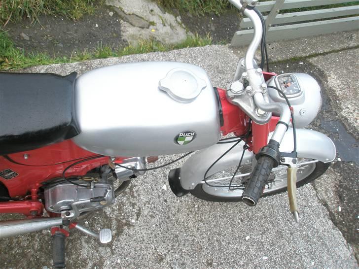 Puch Vz50 - Her kan man se den store styrholder:)). billede 8