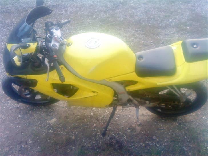 Aprilia rs50 (SOLGT) billede 3