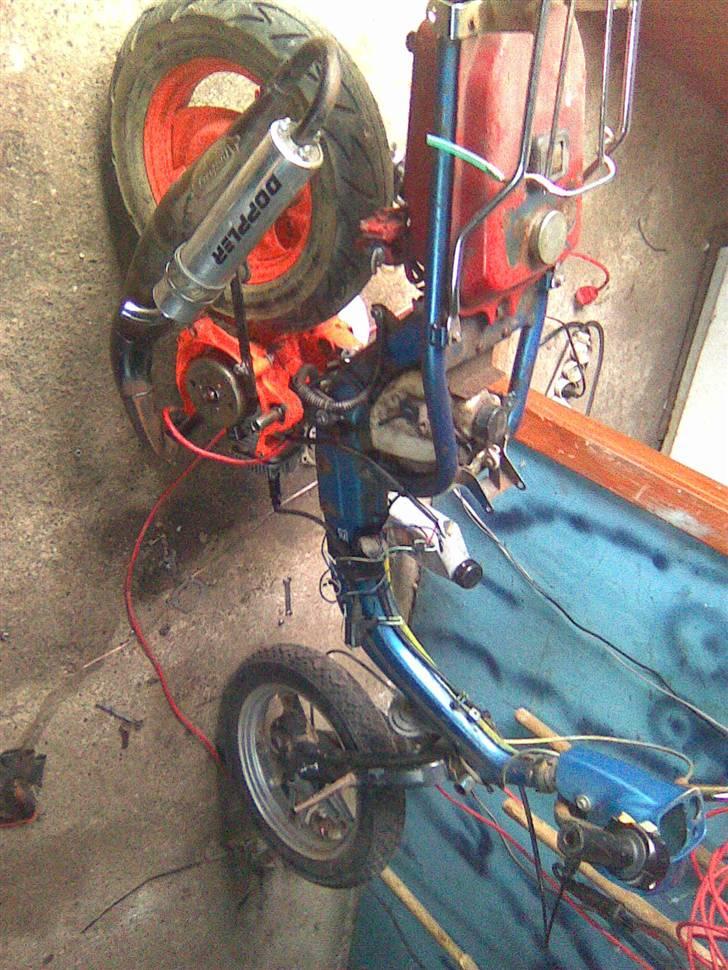 Suzuki FZ JOG solgt billede 3