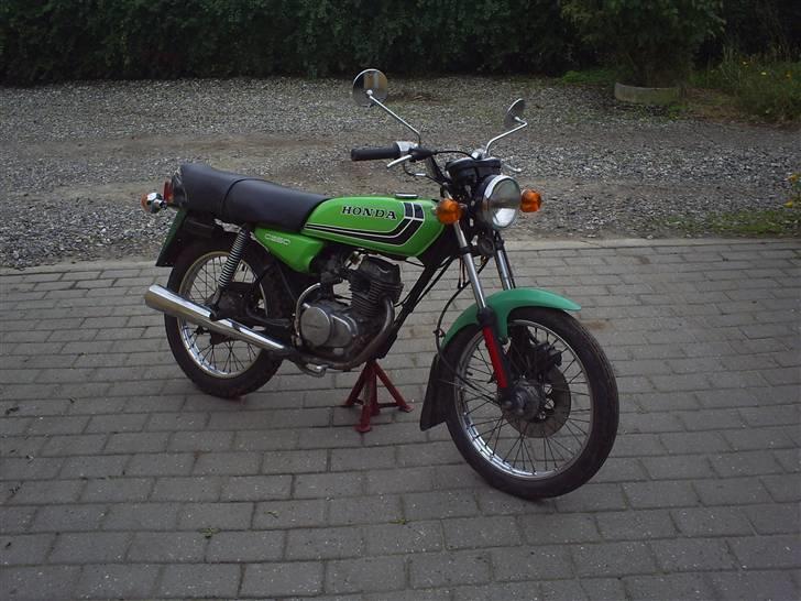 Honda CB 50. SOLGT ! billede 2