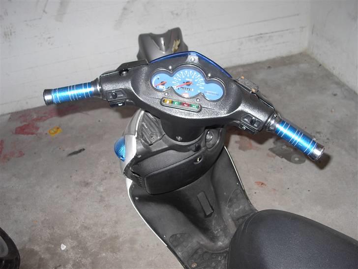 Aprilia sonic ( SOLGT ) billede 3