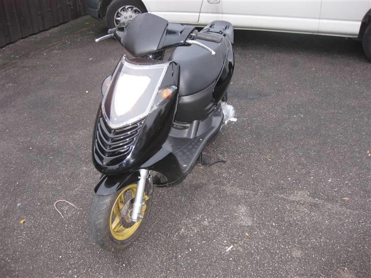 Aprilia sonic ( SOLGT ) billede 1
