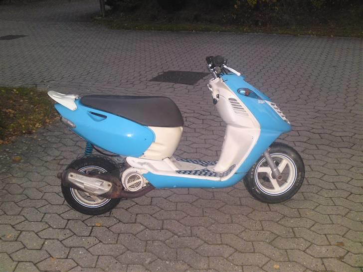 Aprilia Sonic. Solgt;( billede 2
