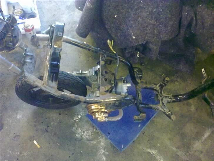 Yamaha Jog LC *PROJEKT* *SOLGT* billede 6