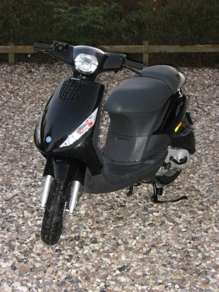 Piaggio new zip 4t - SOLGT billede 2