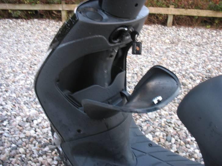 Piaggio new zip 4t - SOLGT billede 7