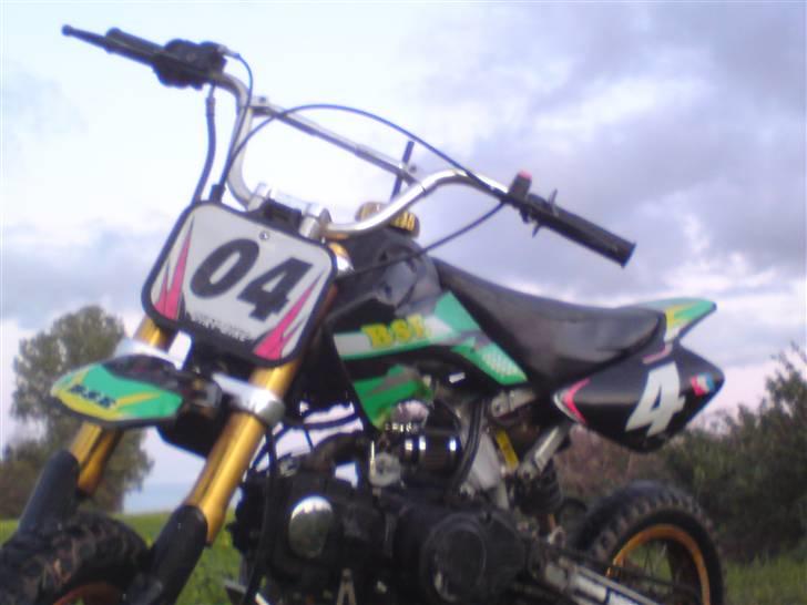 Hyosung kina   ((SOLGT)) billede 3