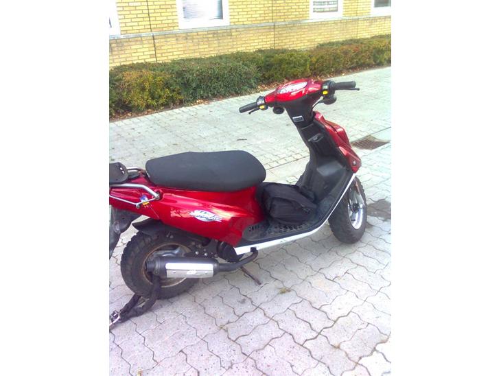 {{currentPhoto.altText}} billede {{currentPhoto.number}}