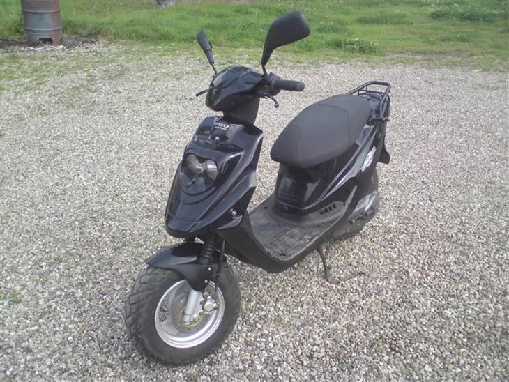 {{currentPhoto.altText}} billede {{currentPhoto.number}}