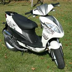 Giantco Spartan Til salg