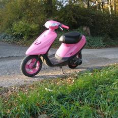 Yamaha Jog As Pink
