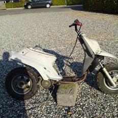 Yamaha Booster  VÆK