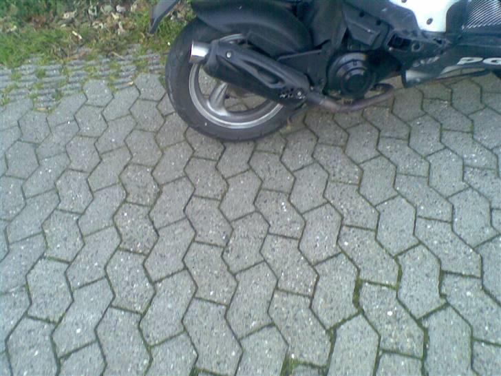 PGO GMax <(SOLGT)> billede 3