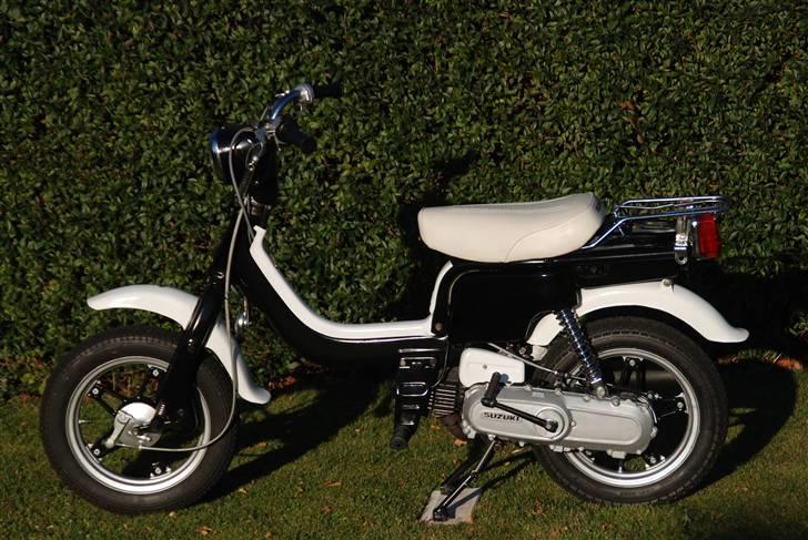 Suzuki FZ 50 (Solgt) billede 1